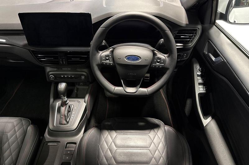 Used Ford Focus 2023 for sale - 77042465: Photo 11