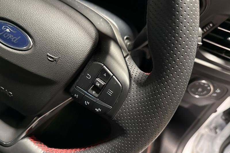 Used Ford Focus 2023 for sale - 77042465: Photo 29