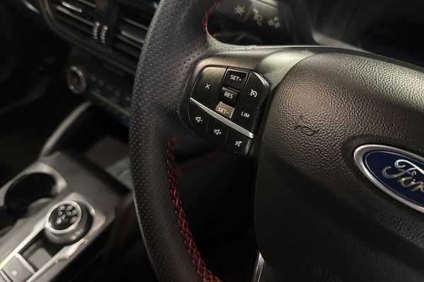 Used Ford Kuga 2023 for sale - 76265967: Photo 30
