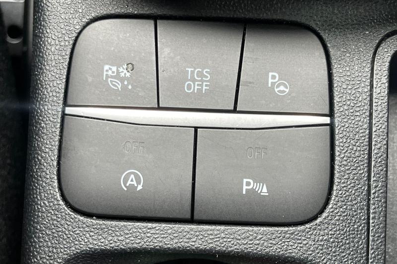 Vehicle 33