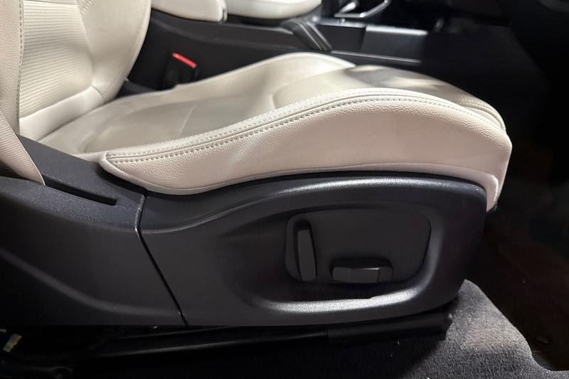 Used Jaguar E-Pace 2018 for sale - 78180309: Photo 27