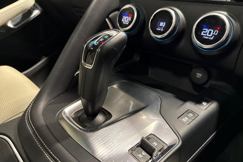 Used Jaguar E-Pace 2018 for sale - 78180309: Photo 32