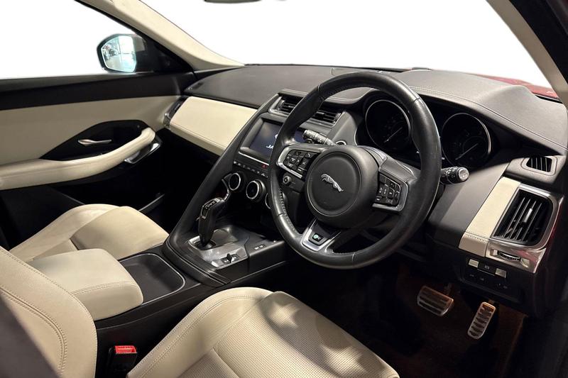 Used Jaguar E-Pace 2018 for sale - 78180309: Photo 9