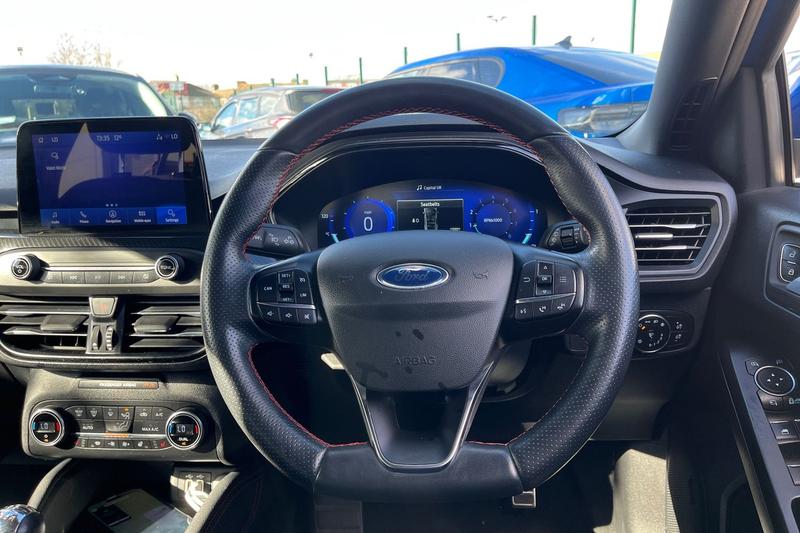 Used Ford Focus 2021 for sale - 77665731: Photo 12