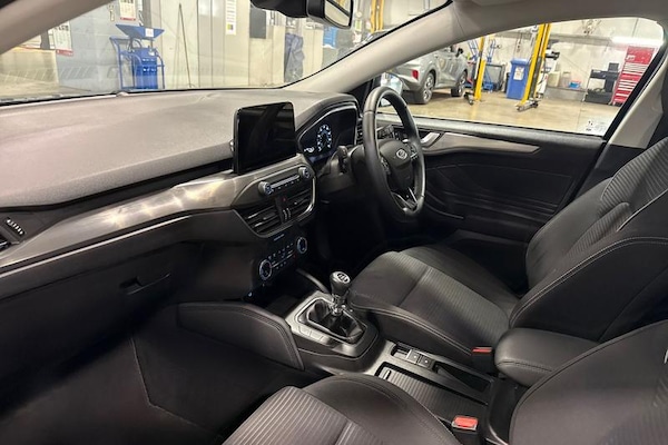 Used Ford Focus 2020 for sale - 76266100: Photo 18