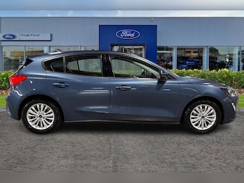 Used Ford Focus 2020 for sale - 76266100: Photo 3