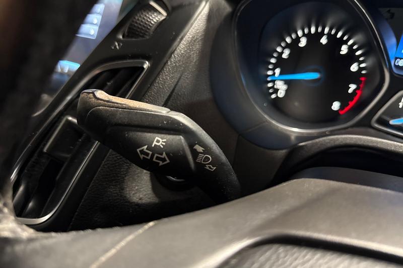 Used Ford Focus 2015 for sale - 76480385: Photo 14