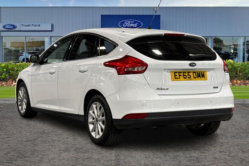 Used Ford Focus 2015 for sale - 76480385: Photo 2