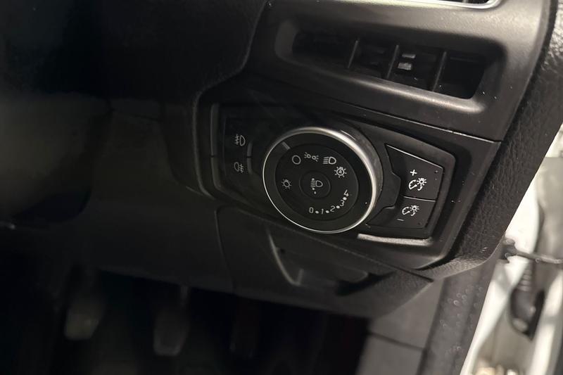 Used Ford Focus 2015 for sale - 76480385: Photo 25