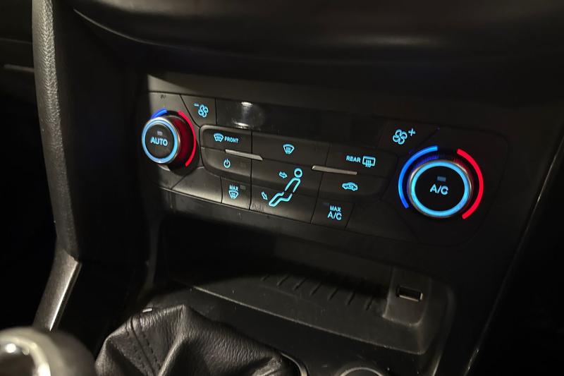 Used Ford Focus 2015 for sale - 76480385: Photo 32