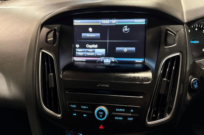 Used Ford Focus 2015 for sale - 76480385: Photo 33