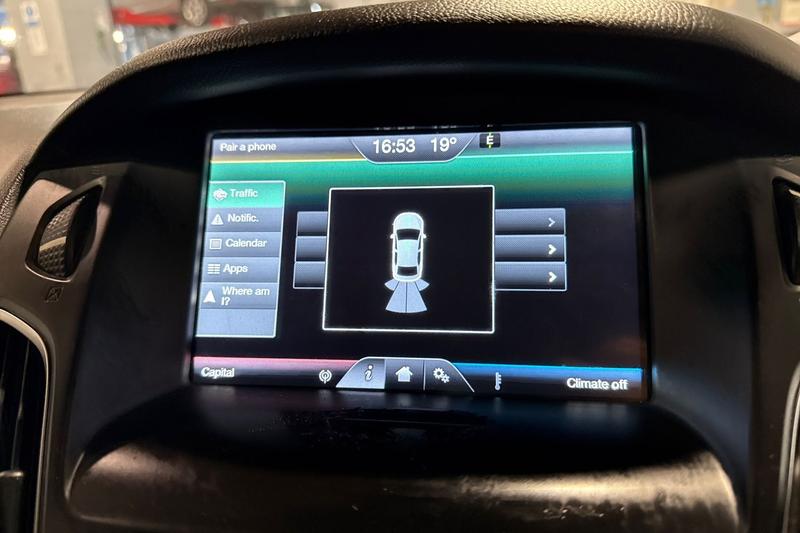 Used Ford Focus 2015 for sale - 76480385: Photo 38