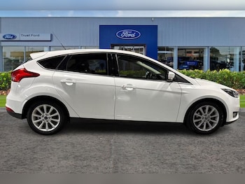 Used Ford Focus 2015 for sale - 76480385: Photo
