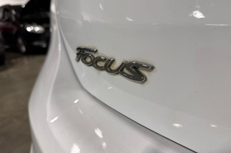 Used Ford Focus 2015 for sale - 76480385: Photo 43