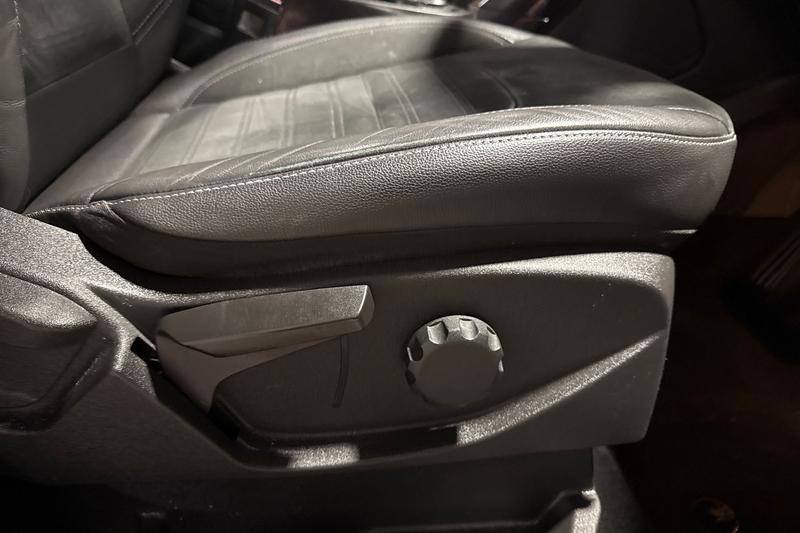 Used Ford Kuga 2017 for sale - 78042890: Photo 28