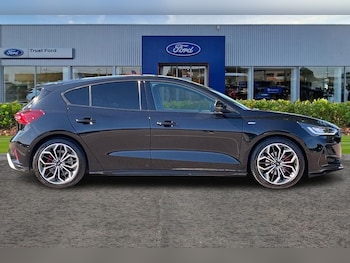 Used Ford Focus 2024 for sale - 79102611: Photo