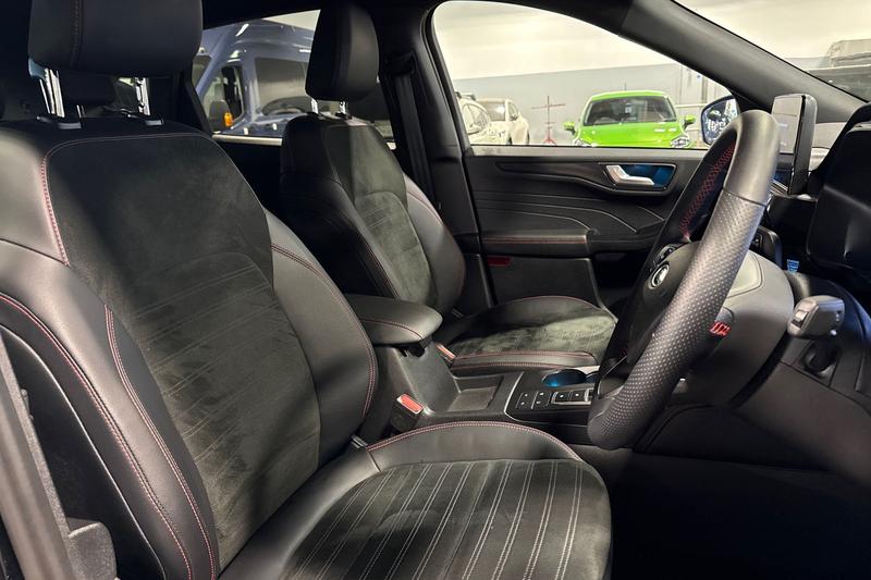 Used Ford Kuga 2024 for sale - 76067595: Photo 17