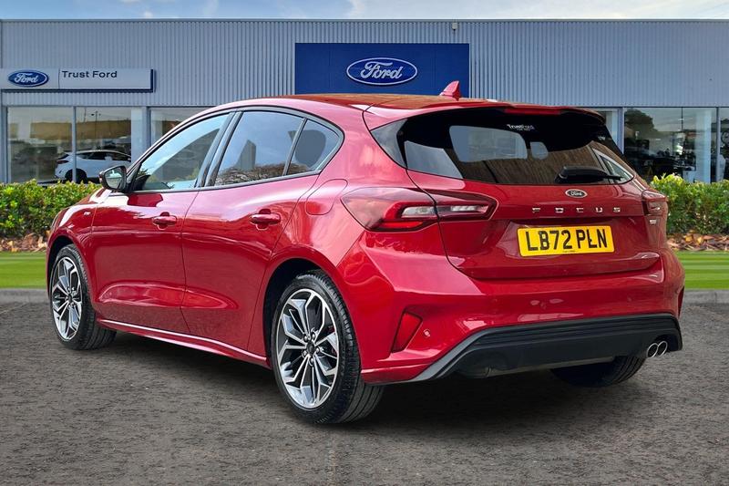 Used Ford Focus 2022 for sale - 76131505: Photo 2