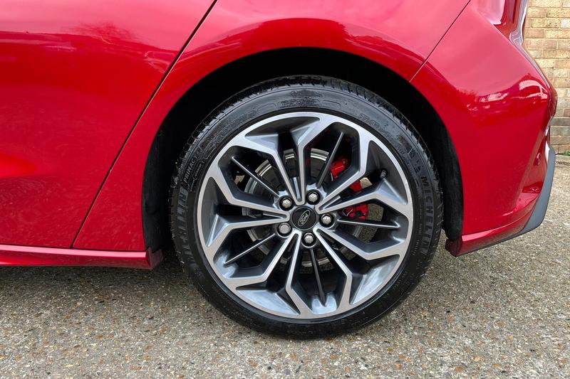 Used Ford Focus 2022 for sale - 76131505: Photo 8