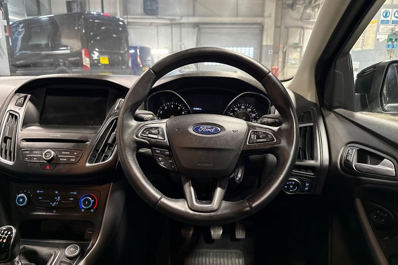 Used Ford Focus 2018 for sale - 76862369: Photo 12