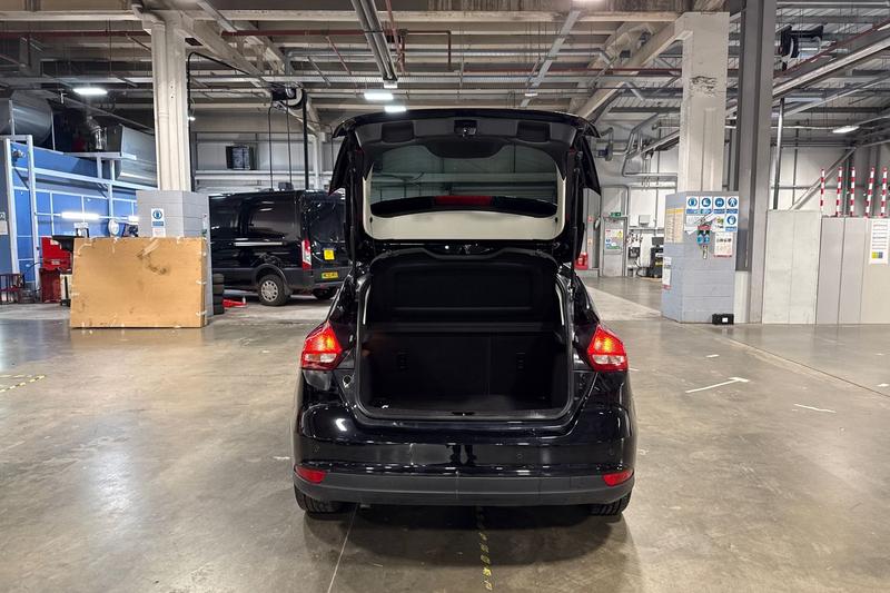 Used Ford Focus 2018 for sale - 76862369: Photo 21