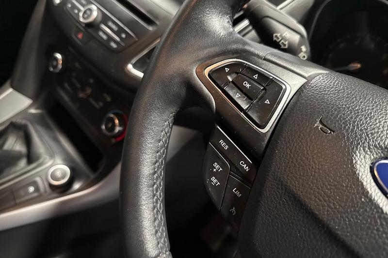 Used Ford Focus 2018 for sale - 76862369: Photo 25