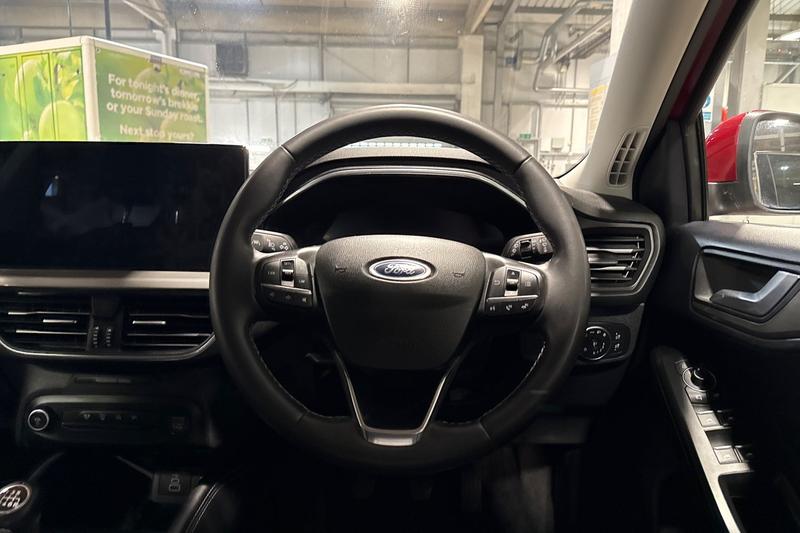 Used Ford Focus 2022 for sale - 76882420: Photo 12