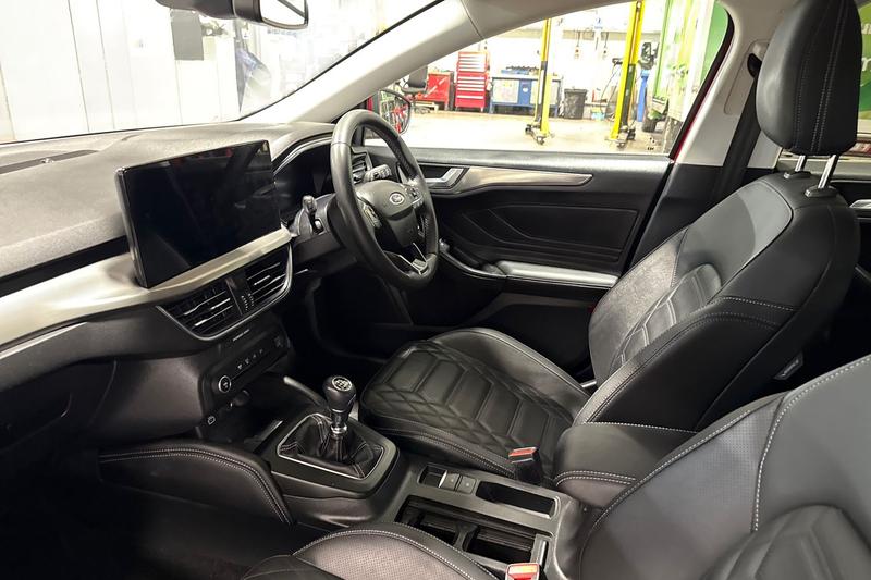 Used Ford Focus 2022 for sale - 76882420: Photo 18