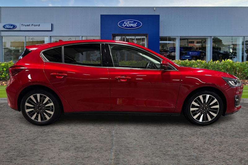 Used Ford Focus 2022 for sale - 76882420: Photo 3