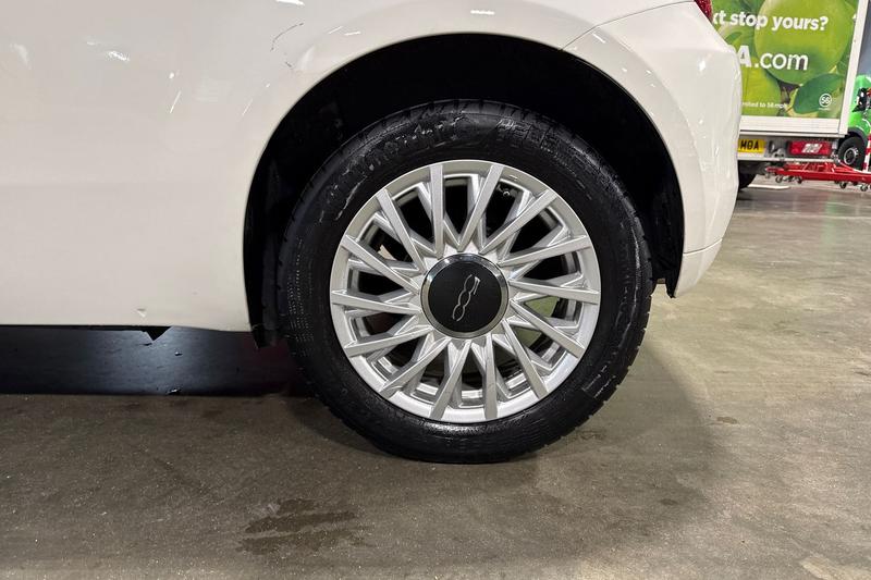 Used Fiat 500 2018 for sale - 76882670: Photo 8