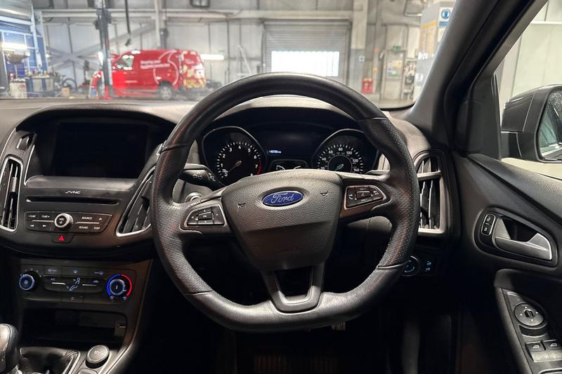 Used Ford Focus 2017 for sale - 77834449: Photo 12