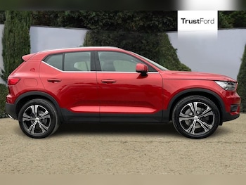 Used Volvo XC40 2022 for sale - 76131348: Photo