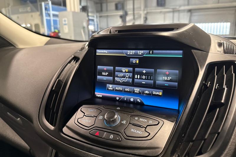 Used Ford Kuga 2016 for sale - 77935054: Photo 33