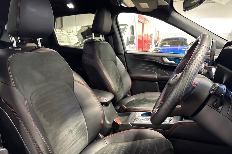 Used Ford Kuga 2023 for sale - 76568493: Photo 17