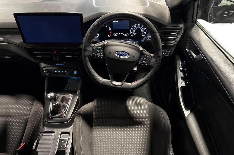 Used Ford Focus 2023 for sale - 78109499: Photo 11
