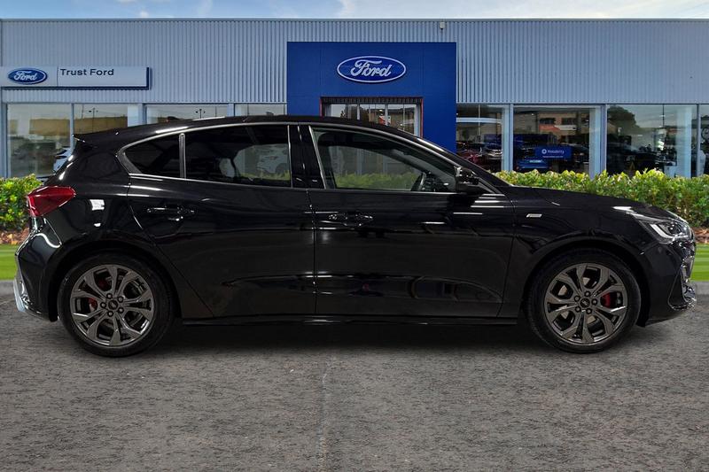 Used Ford Focus 2023 for sale - 78109499: Photo 3