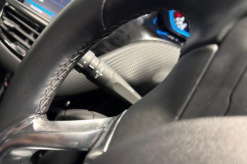 Used Peugeot 2008 2018 for sale - 76350414: Photo 14