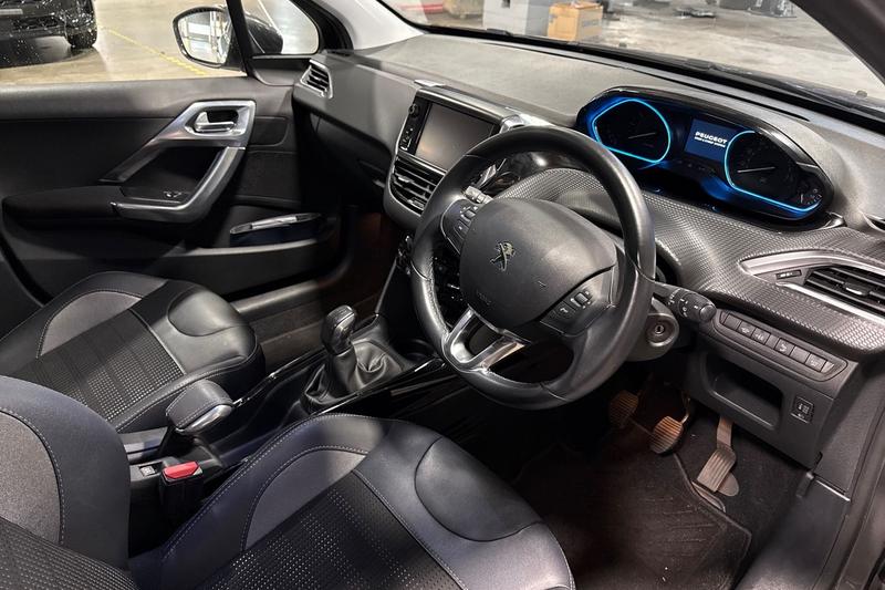 Used Peugeot 2008 2018 for sale - 76350414: Photo 26