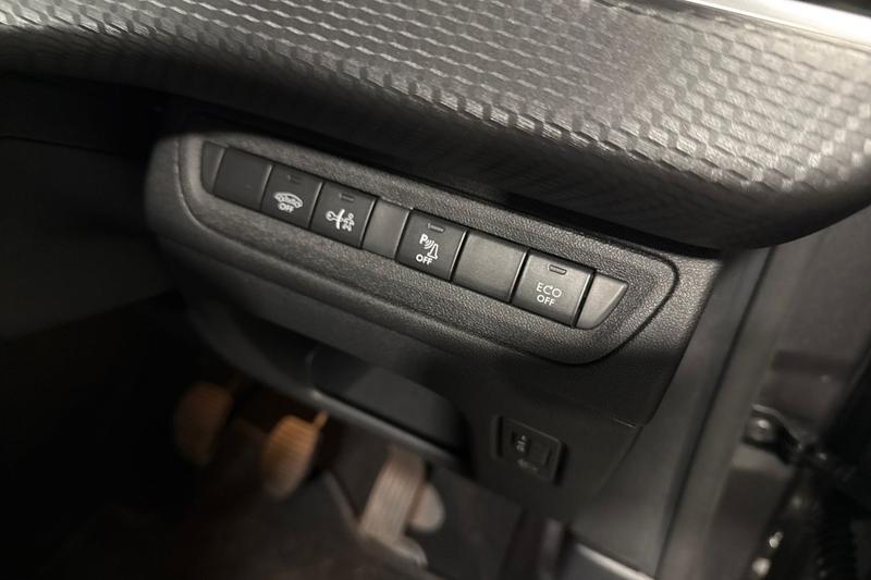 Used Peugeot 2008 2018 for sale - 76350414: Photo 28