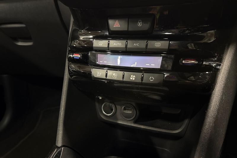Used Peugeot 2008 2018 for sale - 76350414: Photo 33