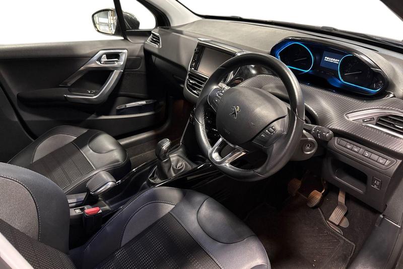 Used Peugeot 2008 2018 for sale - 76350414: Photo 9