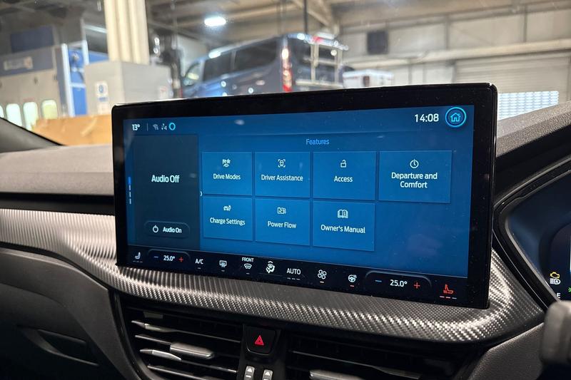 Used Ford Kuga 2025 for sale - 76949029: Photo 48