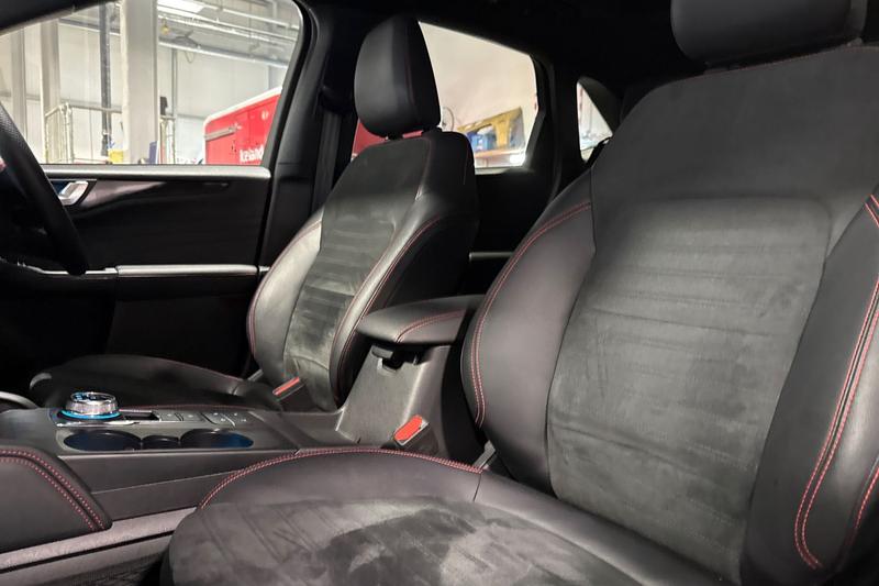 Used Ford Kuga 2022 for sale - 76452927: Photo 19