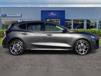 Used Ford Focus 2023 for sale - 79802692: Photo