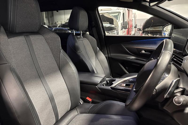 Used Peugeot 5008 2023 for sale - 76508276: Photo 17