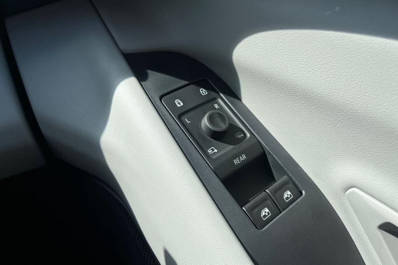 Used Ford Explorer 2024 for sale - 76787783: Photo 16