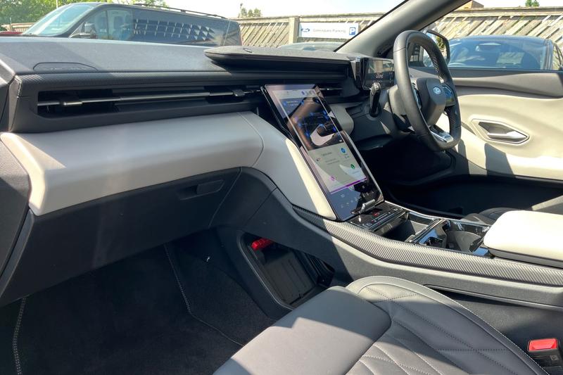 Used Ford Explorer 2024 for sale - 76787783: Photo 18