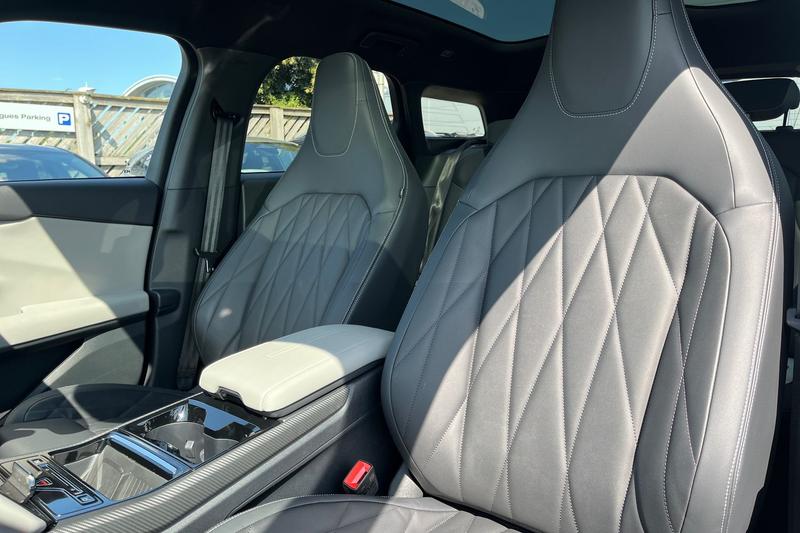 Used Ford Explorer 2024 for sale - 76787783: Photo 19