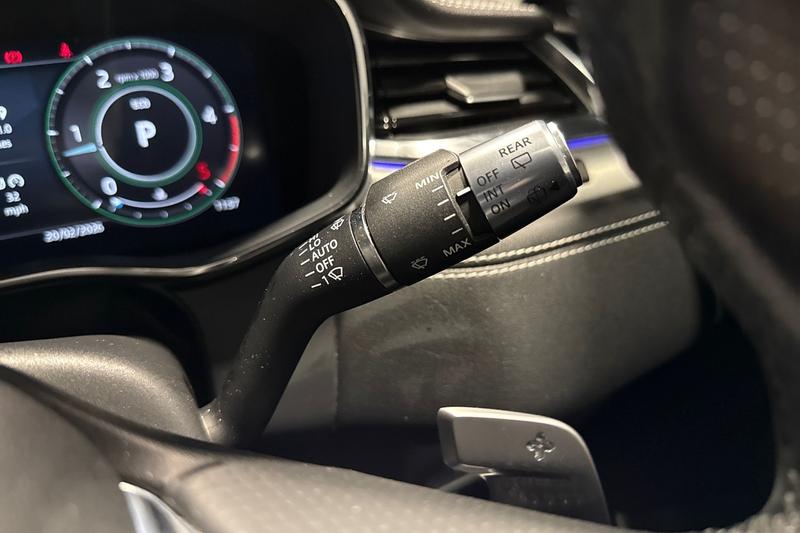 Used Jaguar F-Pace 2021 for sale - 77620001: Photo 15