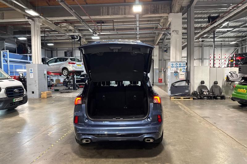 Used Ford Kuga 2023 for sale - 76452922: Photo 21